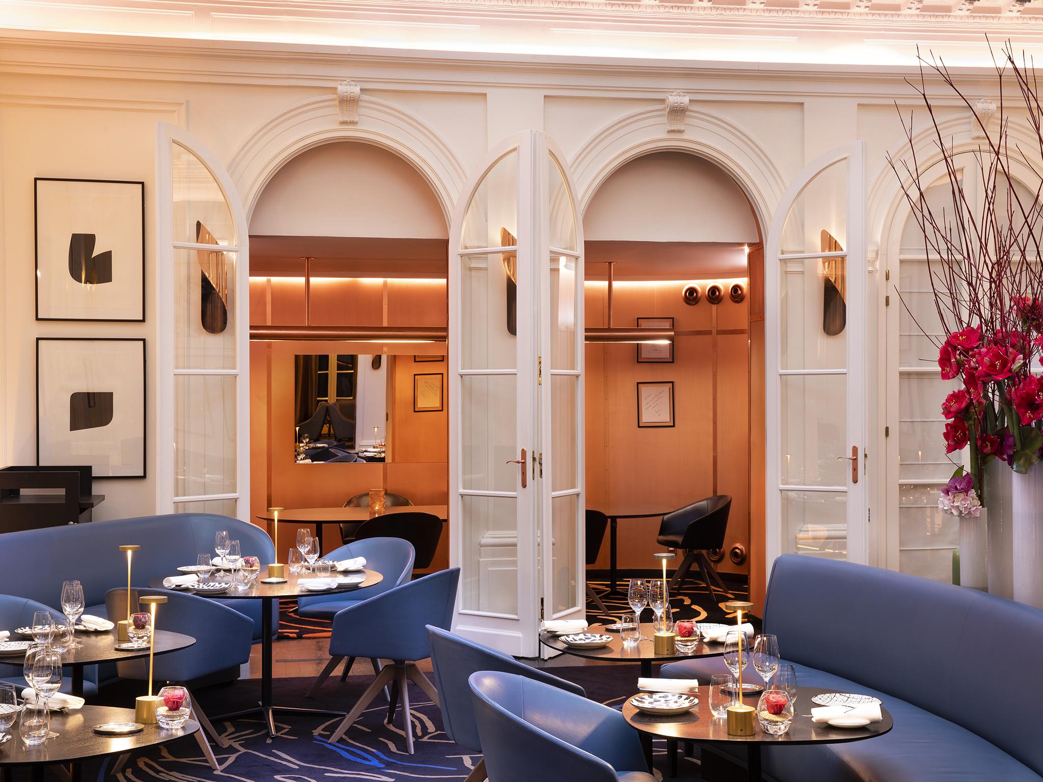 Hotel Vernet Paris